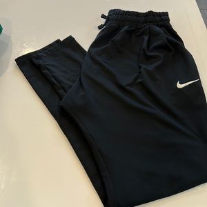 COPY - Girls Nike pants